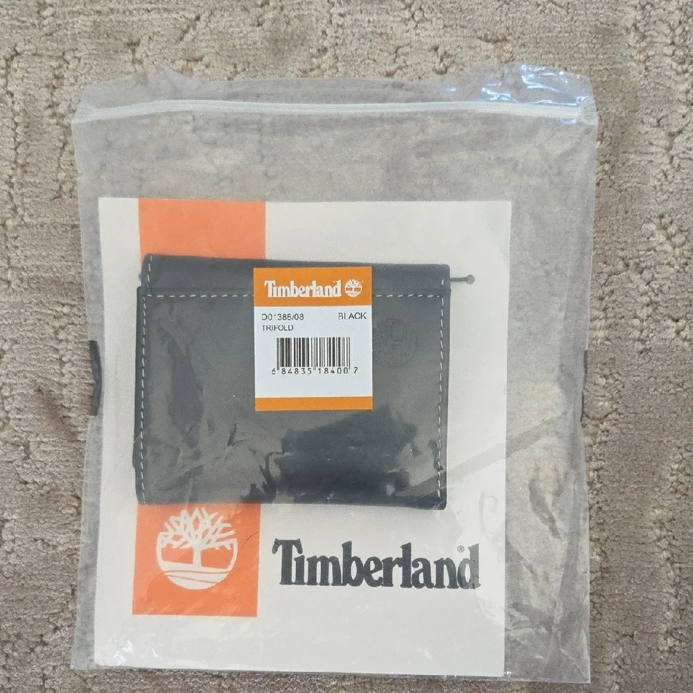 NWT Timberland Black Leather Tri-Fold Wallet